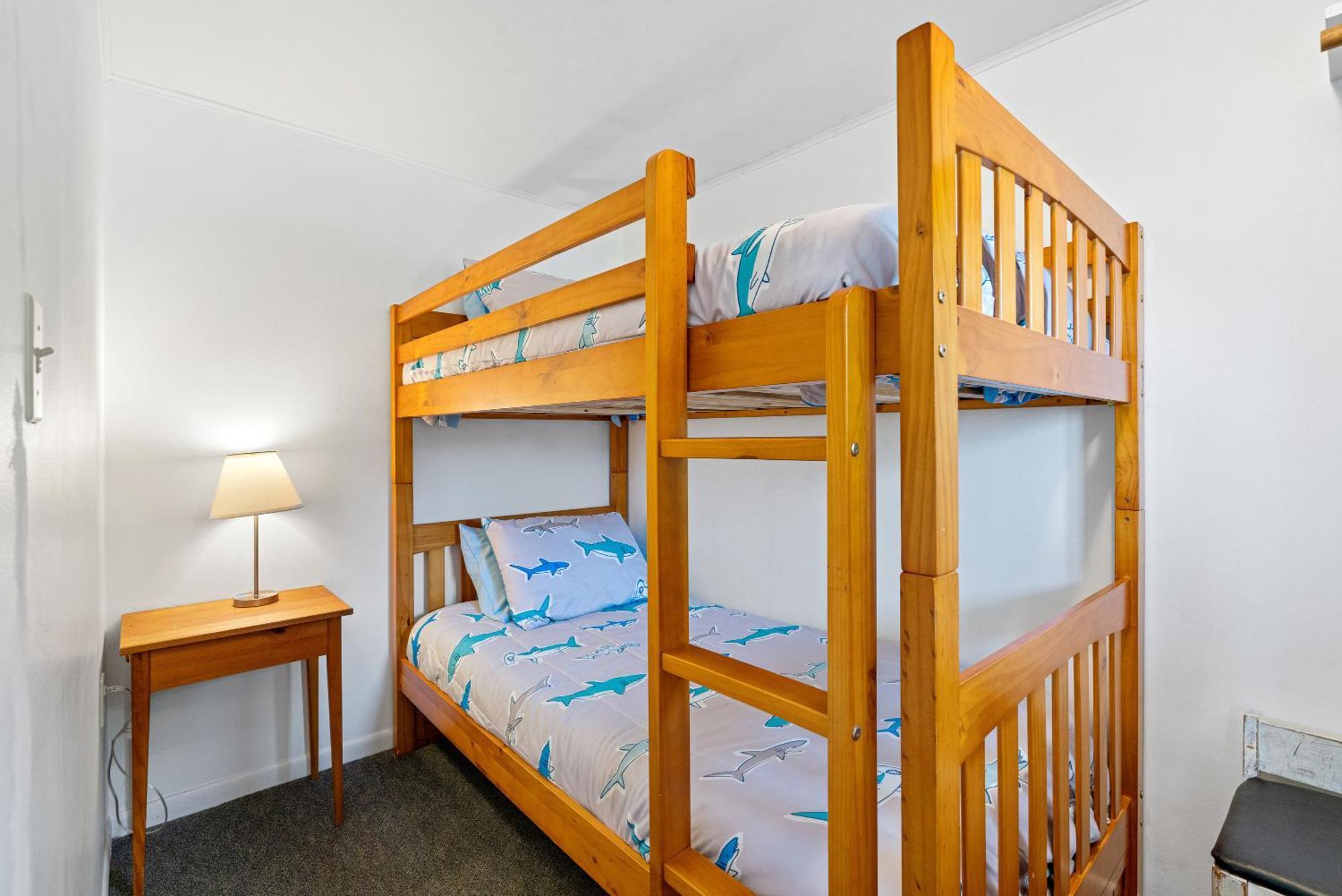 South Arm Retreats Motel East Jordan Bagian luar foto